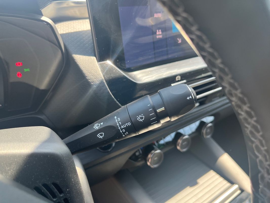 citroen-c5-2023-gasolina-1199cc