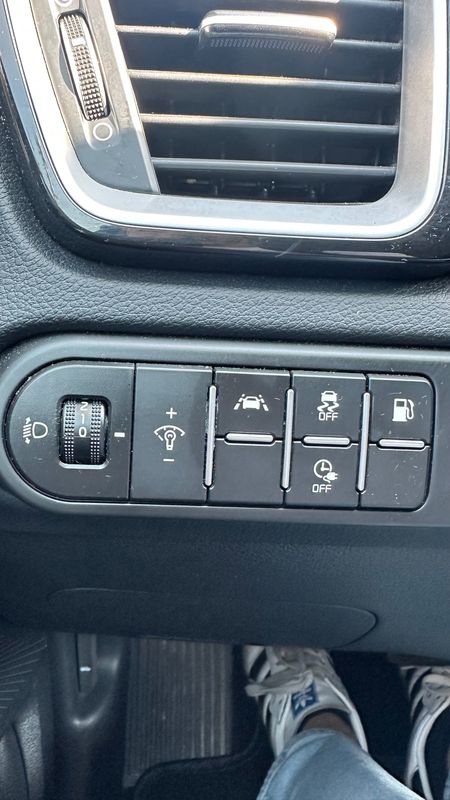 kia-xceed-2022-hibrido-a-gasolina-1580cc