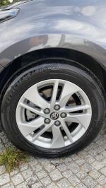 toyota-yaris-2022-hibrido-a-gasolina-1490cc