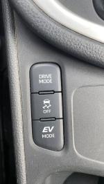 toyota-yaris-2022-hibrido-a-gasolina-1490cc