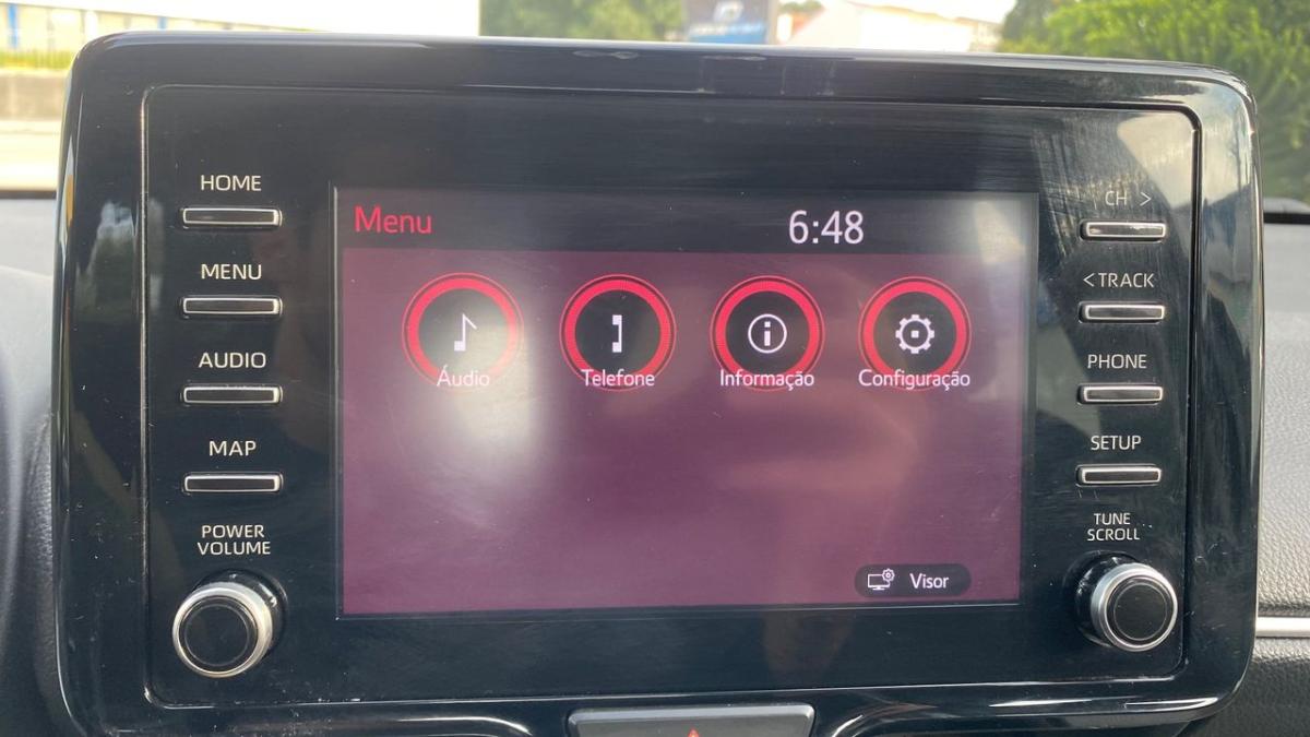 toyota-yaris-2022-hibrido-a-gasolina-1490cc