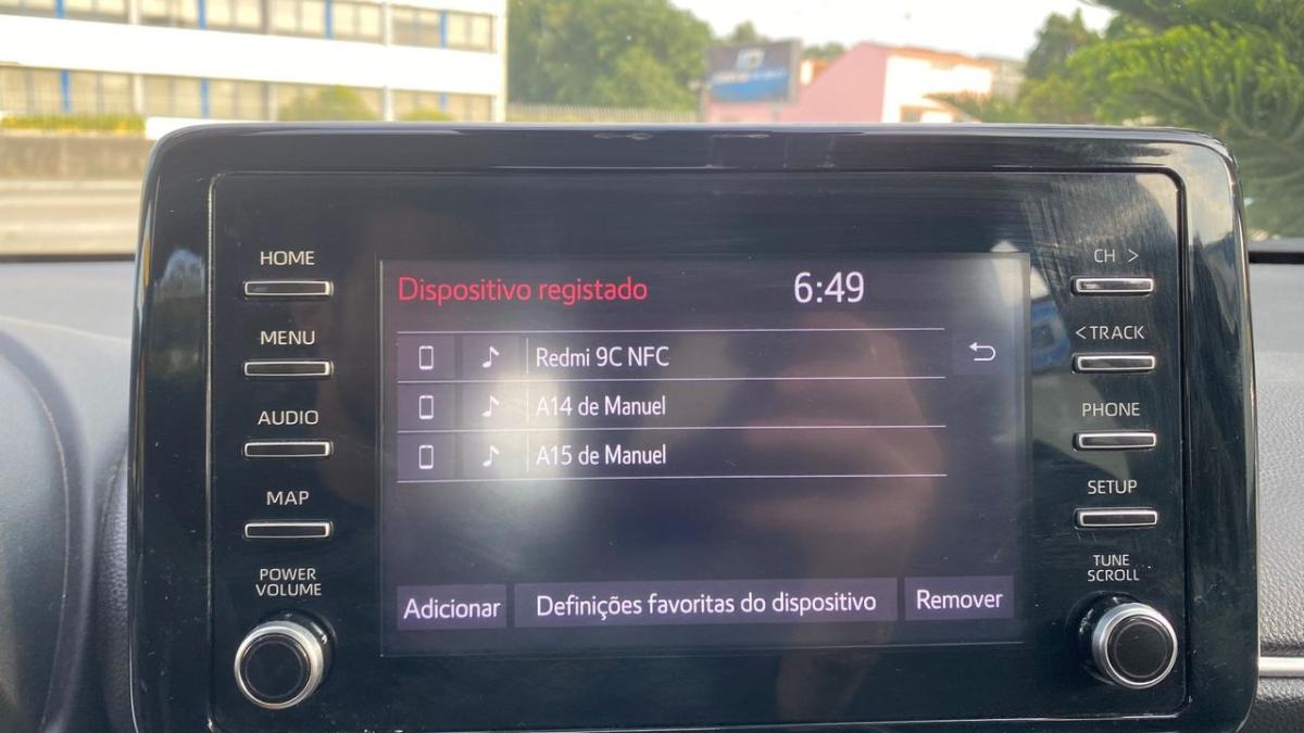 toyota-yaris-2022-hibrido-a-gasolina-1490cc