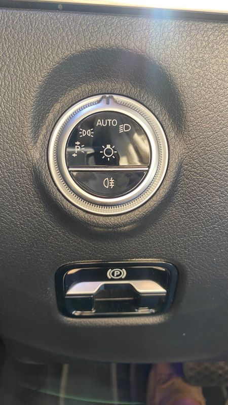 mercedes-benz-classe-c-2022-hibrido-a-gasolina-1999cc