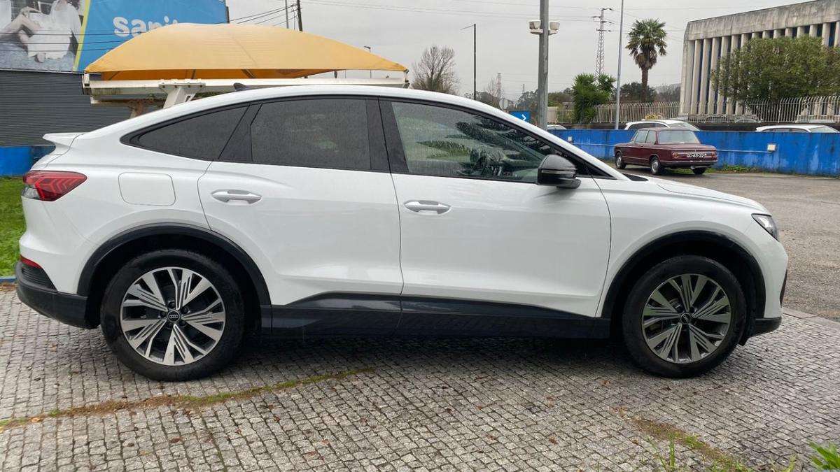 audi-q4-e-tron-2022-eletrico-0cc