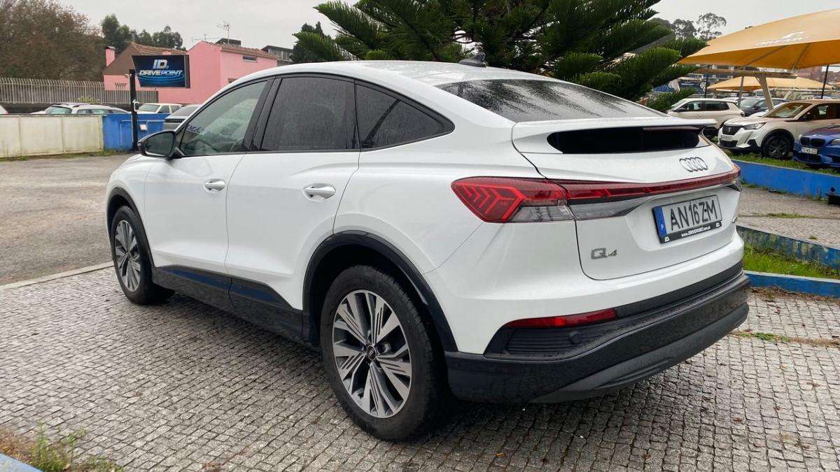 audi-q4-e-tron-2022-eletrico-0cc