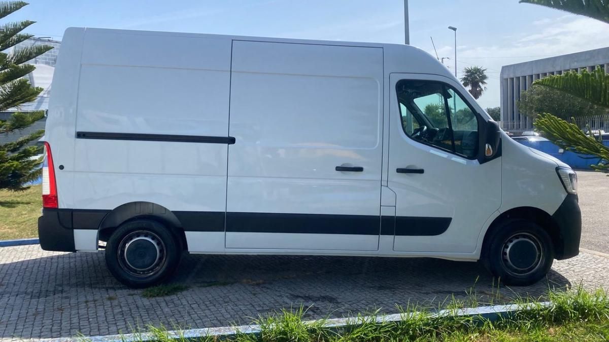 renault-master-2023-diesel-2299cc