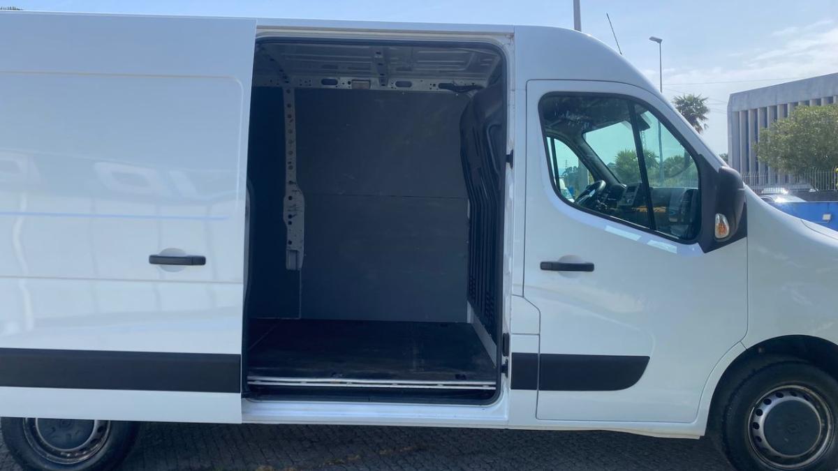 renault-master-2023-diesel-2299cc