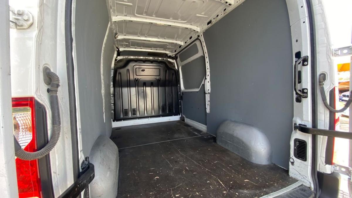 renault-master-2023-diesel-2299cc