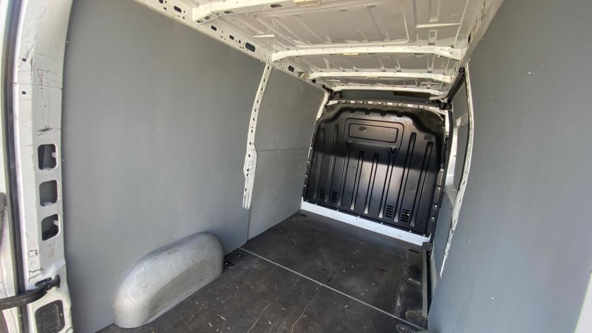 renault-master-2023-diesel-2299cc