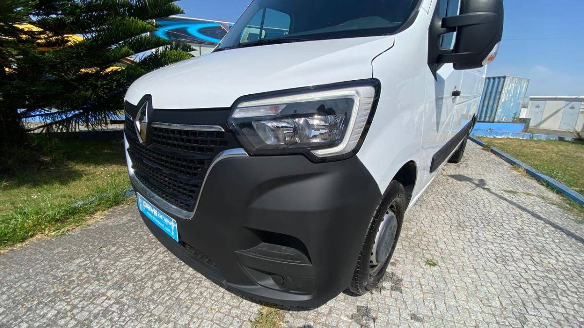 renault-master-2023-diesel-2299cc