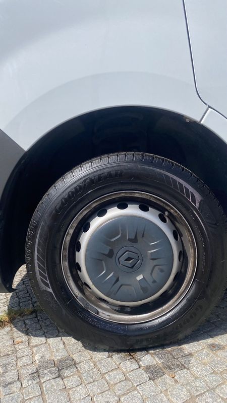 renault-master-2023-diesel-2299cc