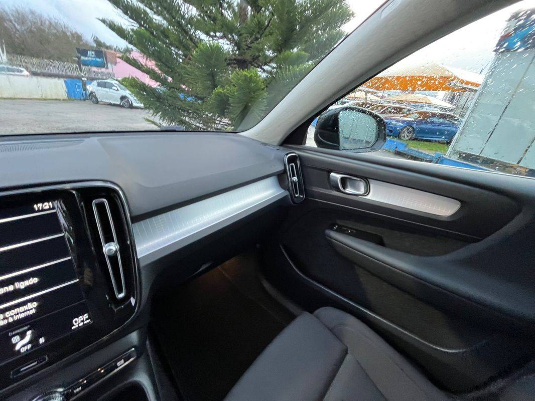volvo-xc40-2020-hibrido-a-gasolina-1477cc