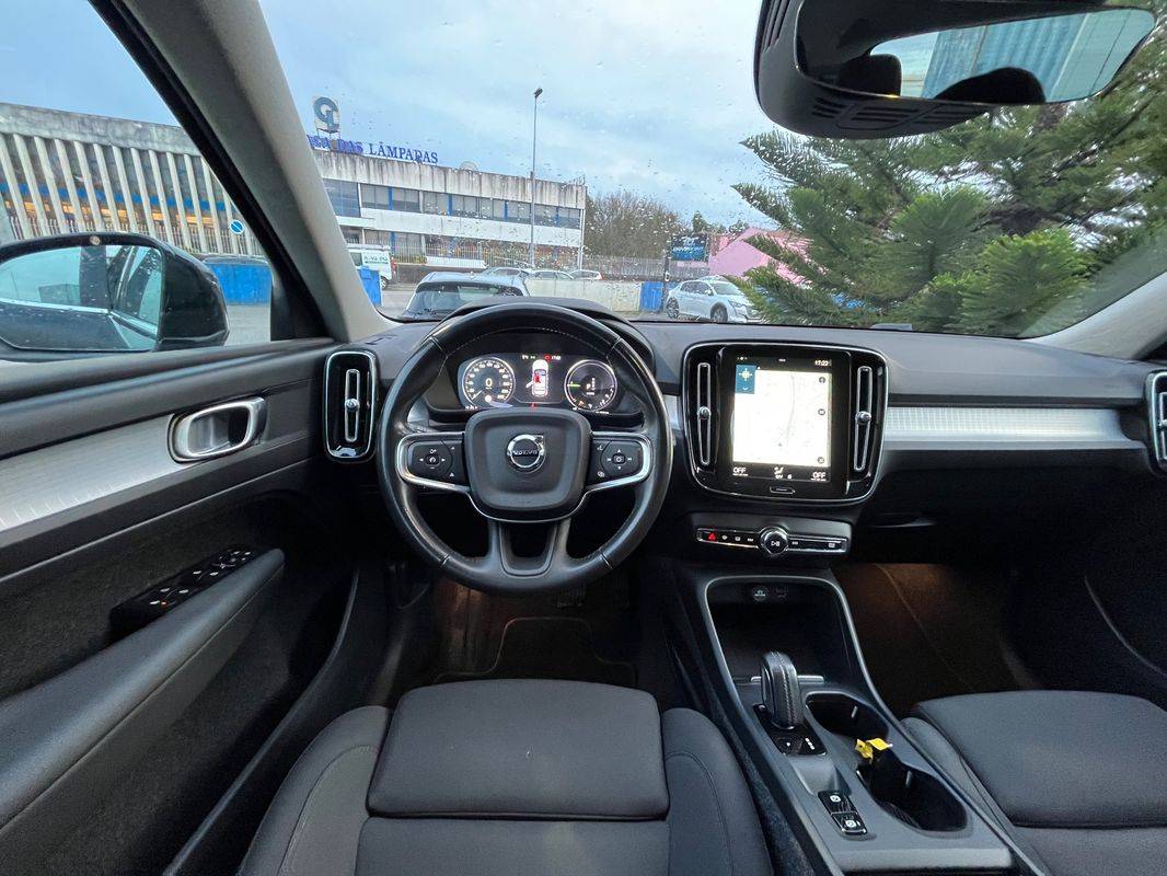 volvo-xc40-2020-hibrido-a-gasolina-1477cc