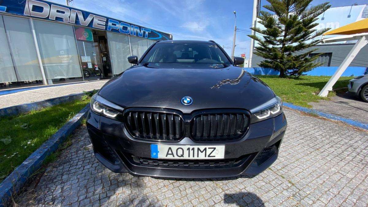 bmw-serie-5-2022-hibrido-a-gasolina-1998cc