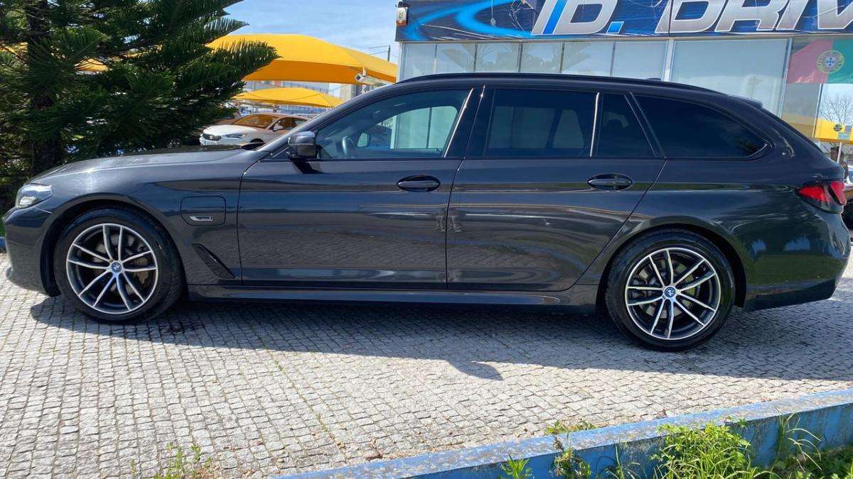 bmw-serie-5-2022-hibrido-a-gasolina-1998cc