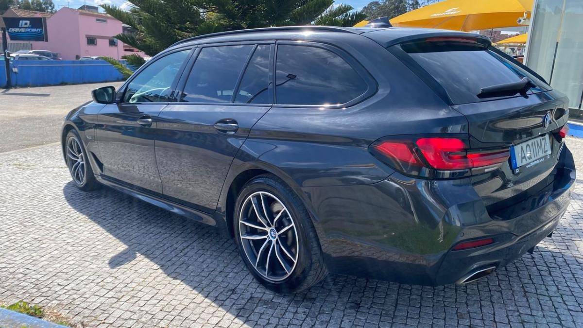 bmw-serie-5-2022-hibrido-a-gasolina-1998cc