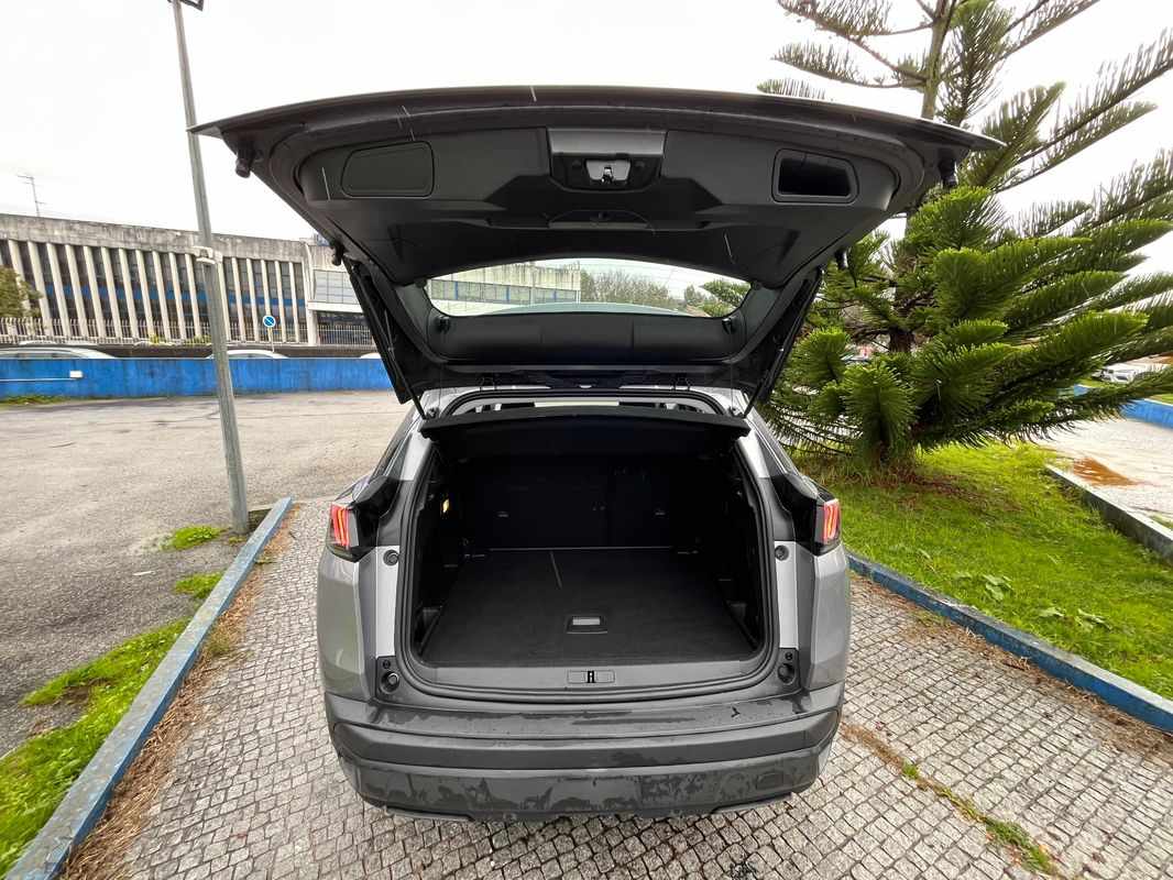 peugeot-3008-2022-diesel-1499cc