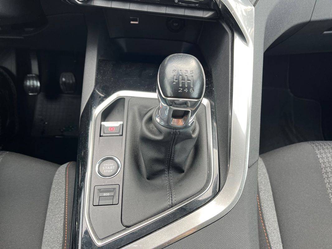 peugeot-3008-2022-diesel-1499cc