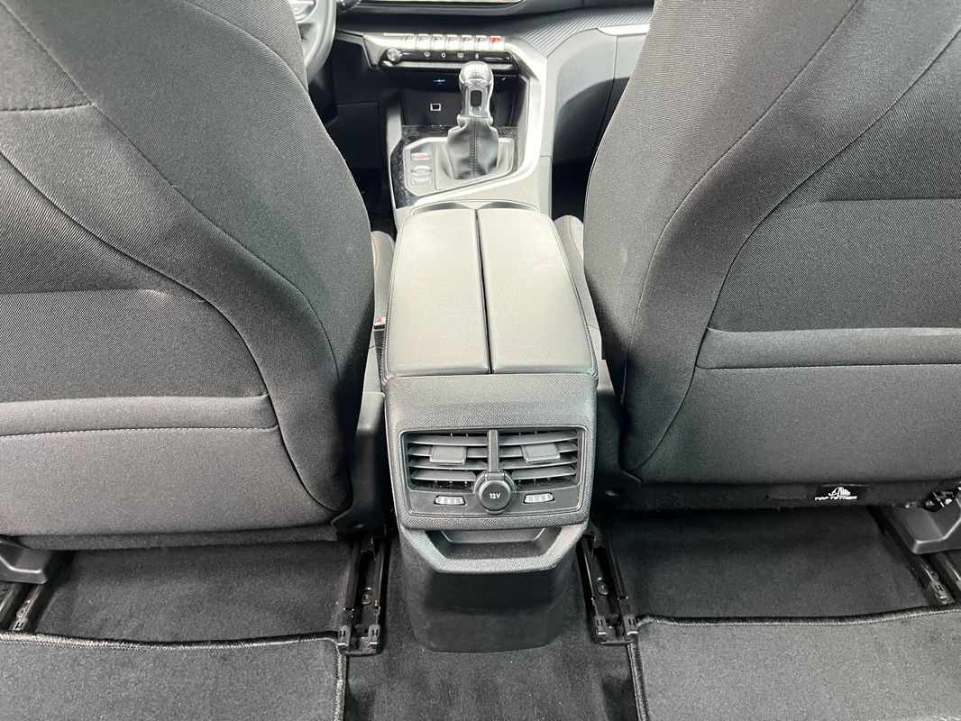 peugeot-3008-2022-diesel-1499cc