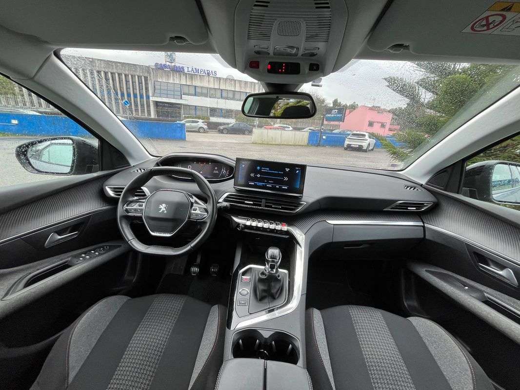 peugeot-3008-2022-diesel-1499cc