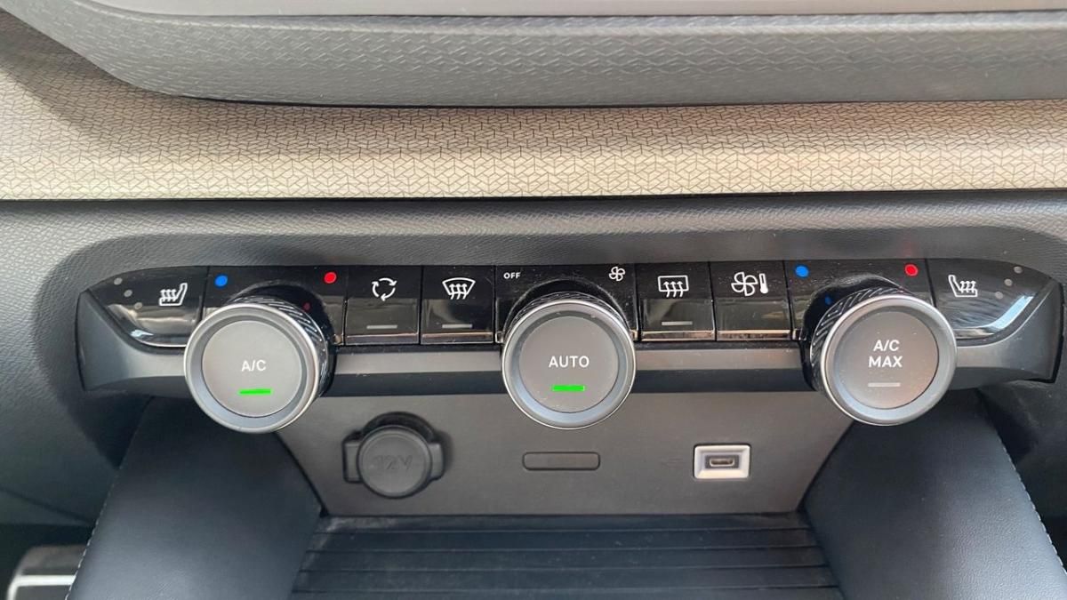citroen-c5-2023-hibrido-a-gasolina-1598cc