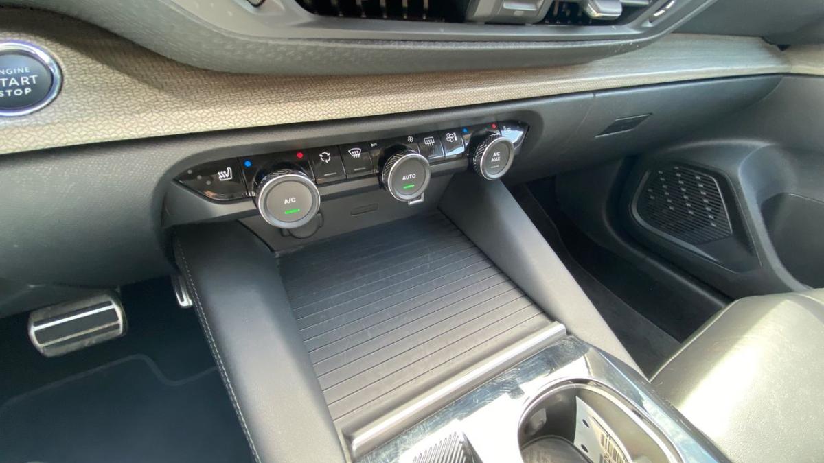 citroen-c5-2023-hibrido-a-gasolina-1598cc