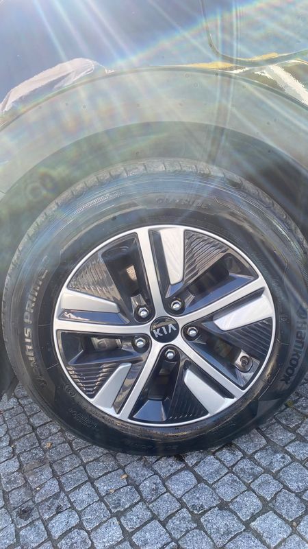 kia-niro-2020-hibrido-a-gasolina-1580cc