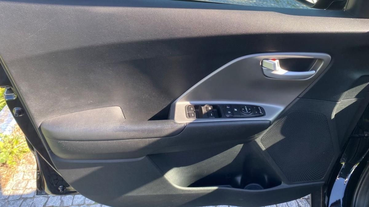 kia-niro-2020-hibrido-a-gasolina-1580cc