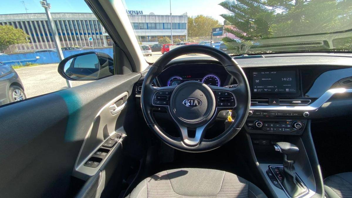 kia-niro-2020-hibrido-a-gasolina-1580cc