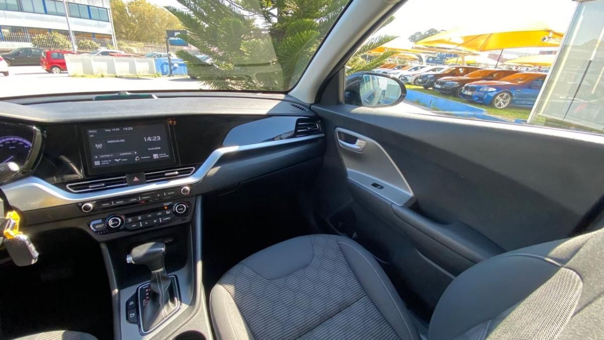 kia-niro-2020-hibrido-a-gasolina-1580cc