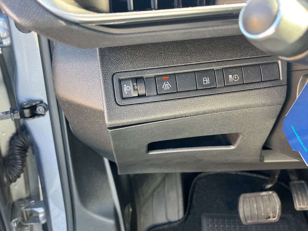 peugeot-3008-2021-hibrido-a-gasolina-1598cc