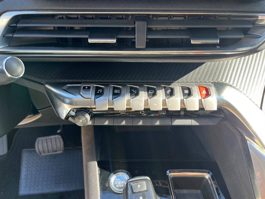 peugeot-3008-2021-hibrido-a-gasolina-1598cc