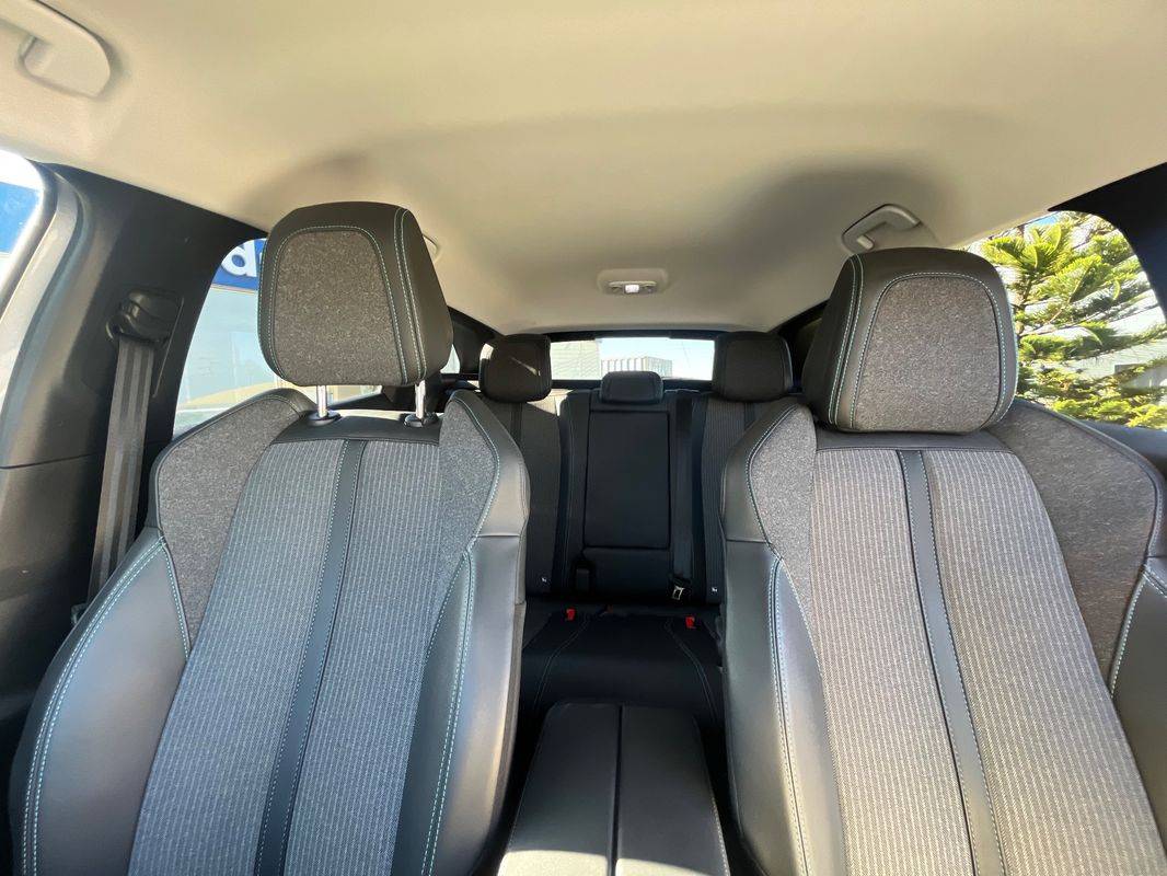 peugeot-3008-2021-hibrido-a-gasolina-1598cc