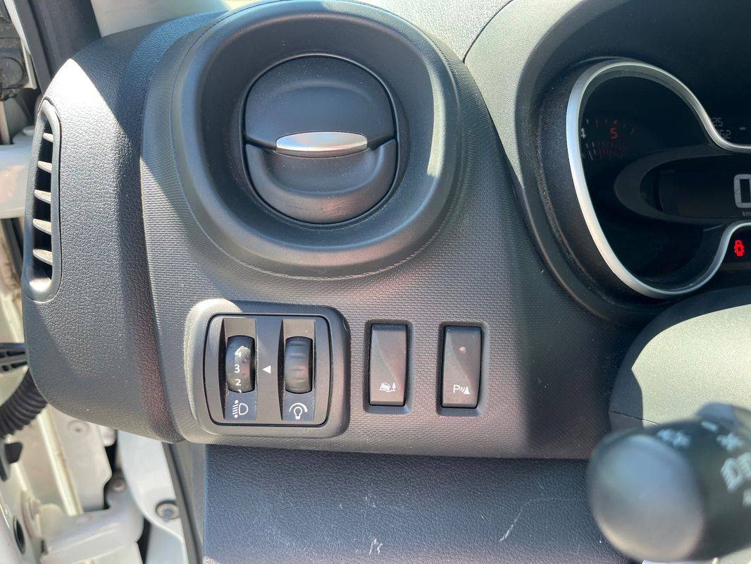 renault-trafic-2020-diesel-1997cc