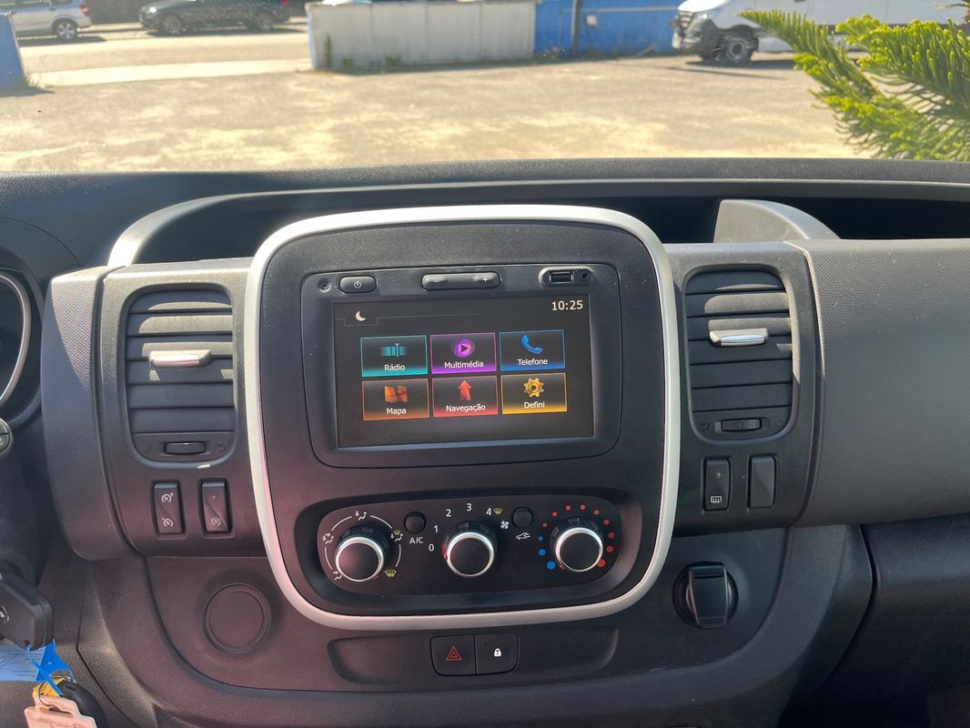 renault-trafic-2020-diesel-1997cc