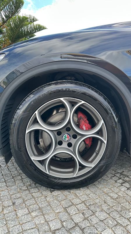 alfa-romeo-stelvio-2021-diesel-2143cc