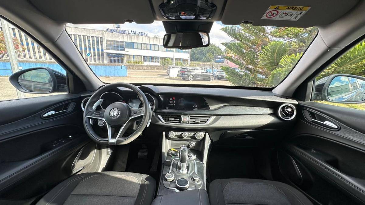 alfa-romeo-stelvio-2021-diesel-2143cc