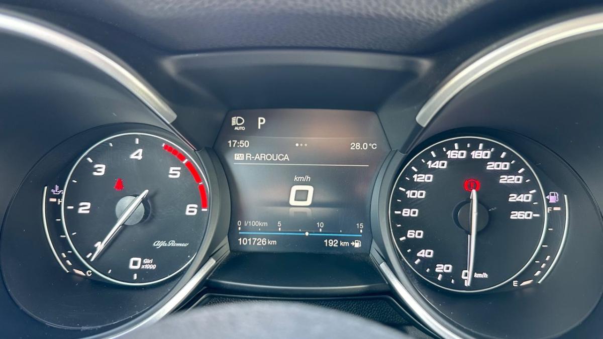 alfa-romeo-stelvio-2021-diesel-2143cc