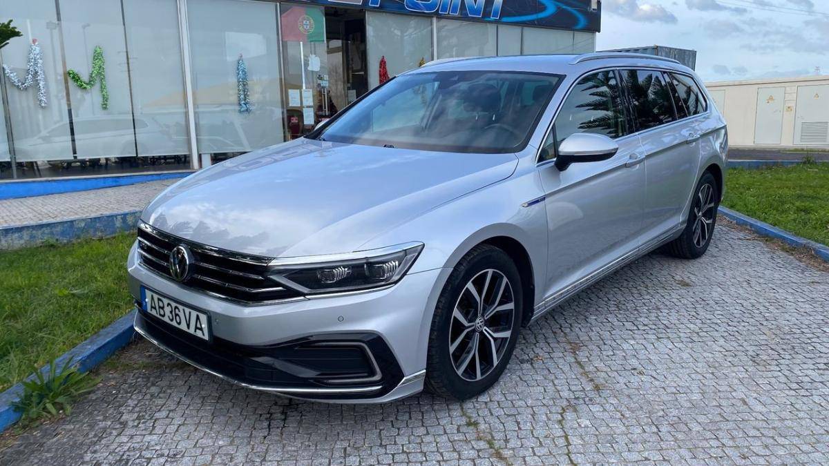 volkswagen-passat-variant-2020-hibrido-a-gasolina-1395cc