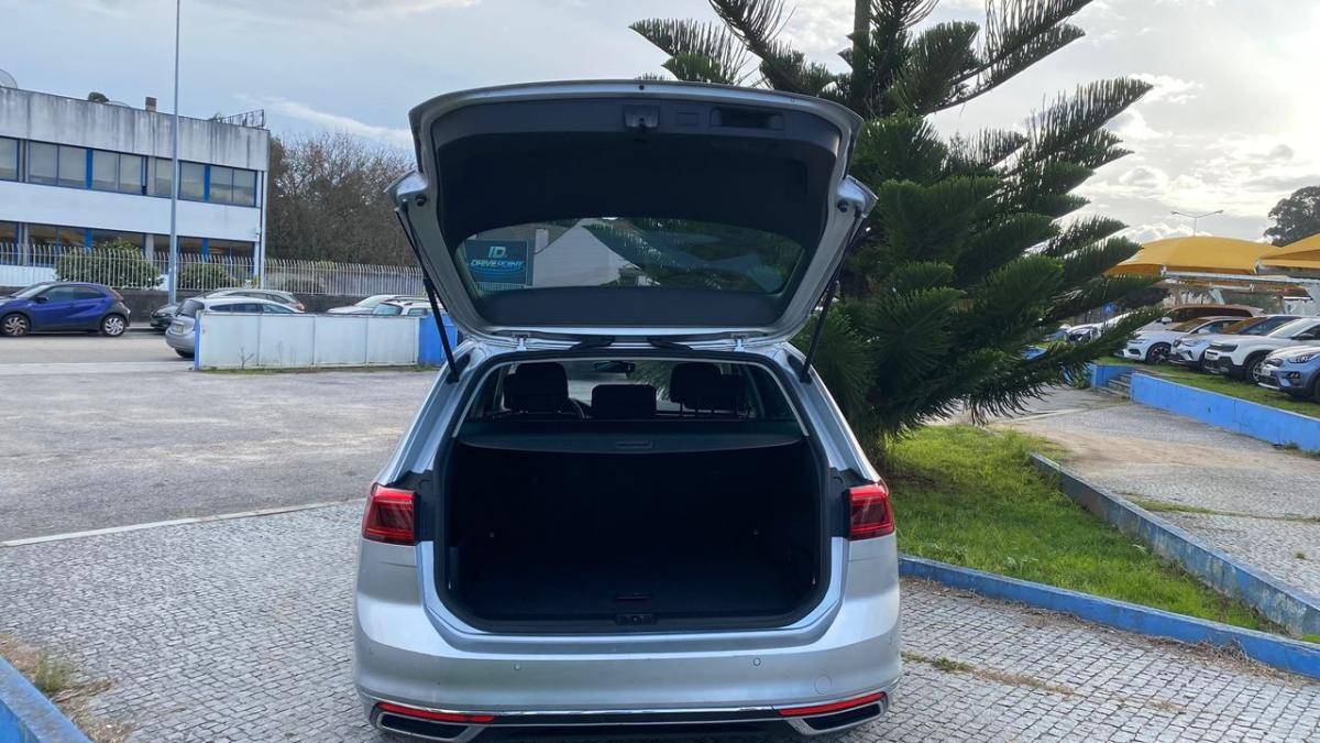 volkswagen-passat-variant-2020-hibrido-a-gasolina-1395cc