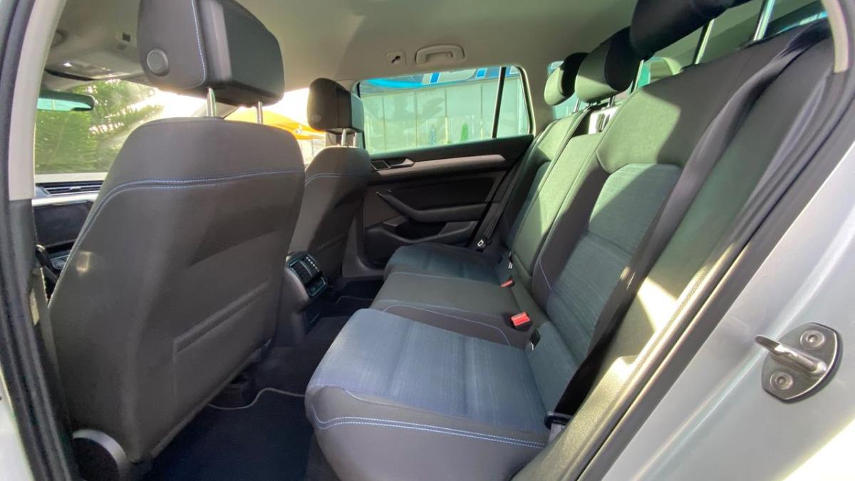 volkswagen-passat-variant-2020-hibrido-a-gasolina-1395cc