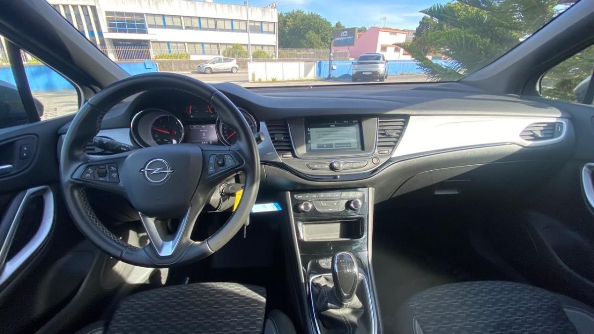 opel-astra-sport-tourer-2020-diesel-1496cc