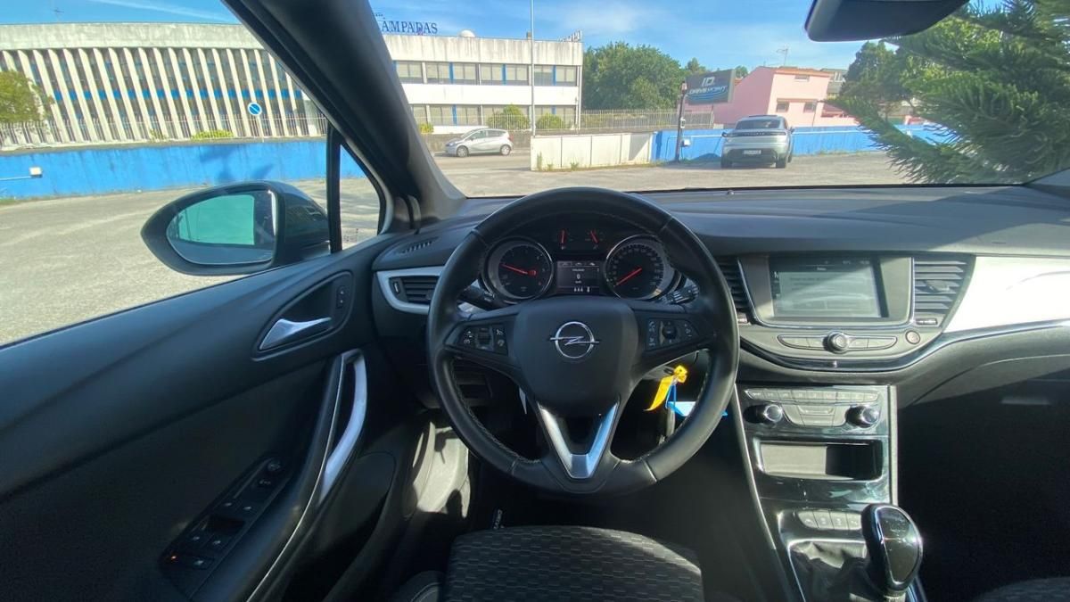 opel-astra-sport-tourer-2020-diesel-1496cc