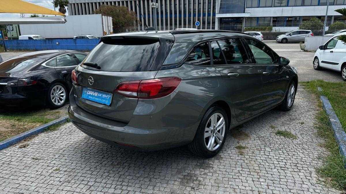 opel-astra-sport-tourer-2020-diesel-1496cc
