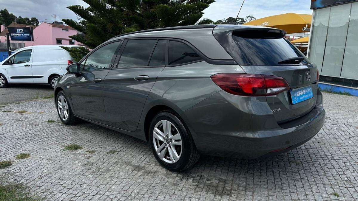 opel-astra-sport-tourer-2020-diesel-1496cc
