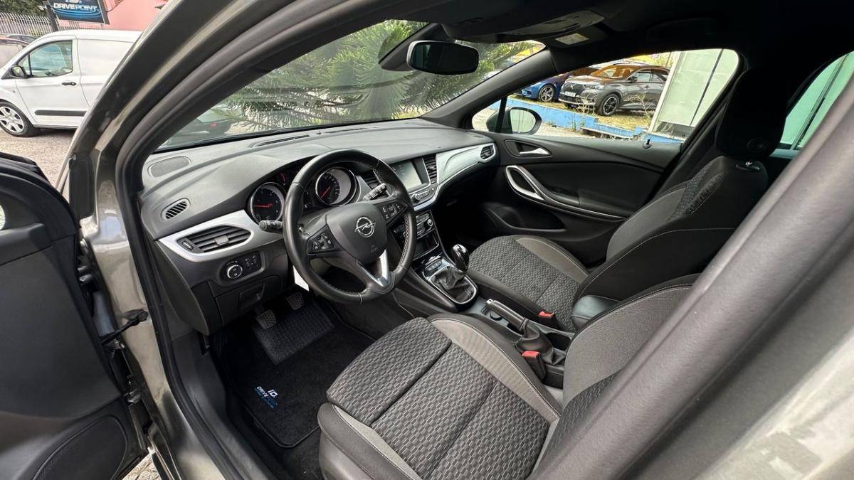 opel-astra-sport-tourer-2020-diesel-1496cc