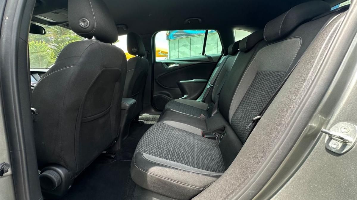 opel-astra-sport-tourer-2020-diesel-1496cc
