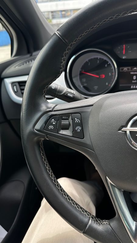 opel-astra-sport-tourer-2020-diesel-1496cc