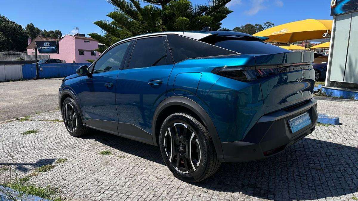 peugeot-e-3008-2024-eletrico-0cc