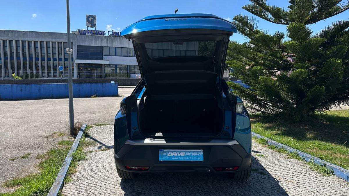 peugeot-e-3008-2024-eletrico-0cc